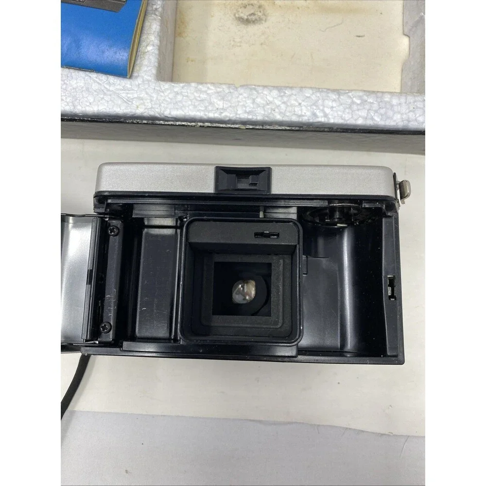 Vintage Kodak Instamatic 304 Outfit With Camera,Box, Original